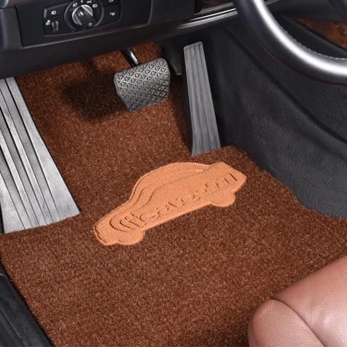 清洗地毯切勿全部放在水中？